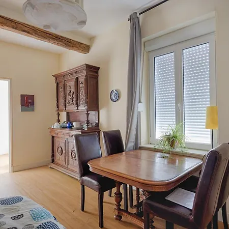 D'hotes Fantesstique Bed & Breakfast